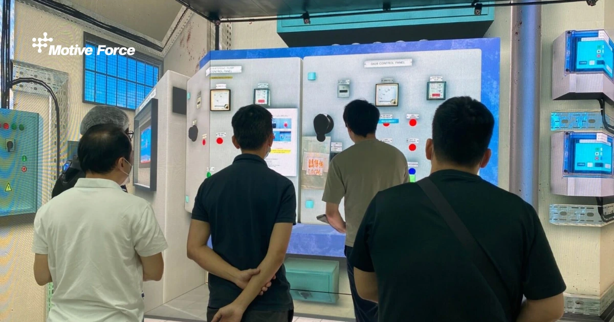 VR CAVE technology guides the future of smart city industry