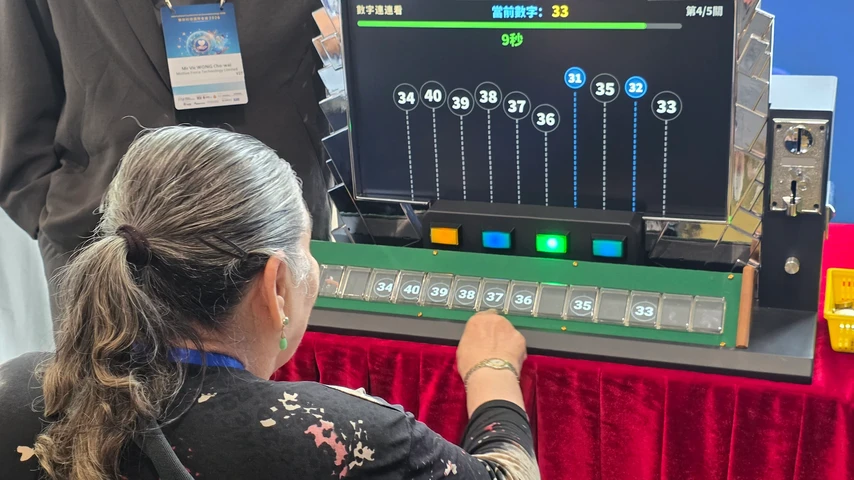 The game process of CoinHub MJ Sparrow Big Box makes training more enjoyable and engaging, improving the participation, motivation and satisfaction of the elderly.